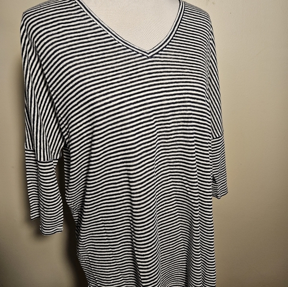 Chicos black and white stripped size 2. - Picture 14 of 16